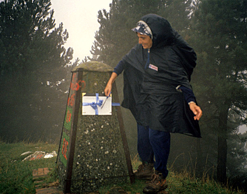 1998-4-ottobre-taglio-del-nastro.jpg